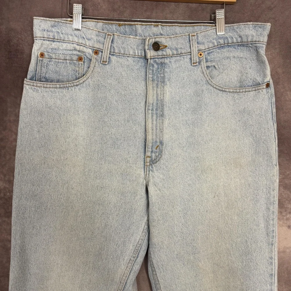 Vintage Levis 550 Jeans Mens 38x30 Light Wash Blue Relaxed Tapered‎ Made USA